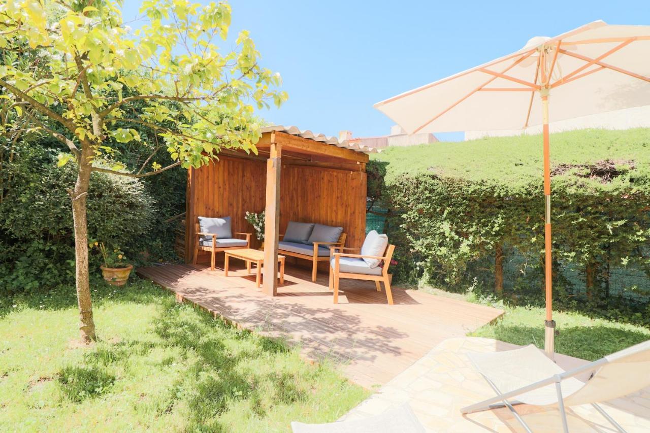 Charmante maison rénovée à Antibes, Jardin, Accès Piscine, Parking Exterior foto