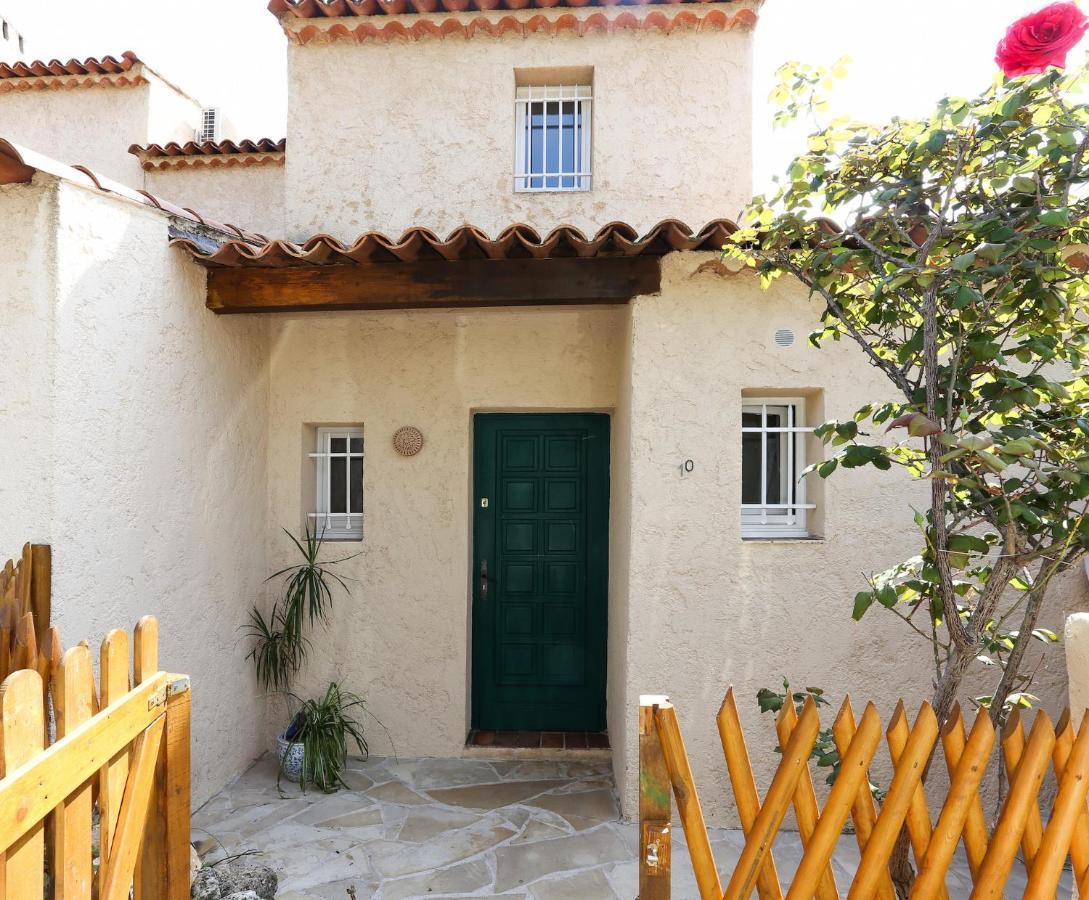 Charmante maison rénovée à Antibes, Jardin, Accès Piscine, Parking Vila Exterior foto